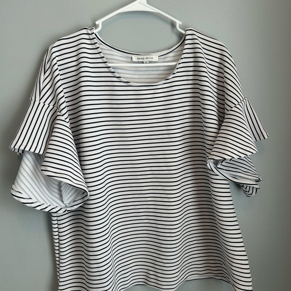 Rose & Olive Black and White Striped Short Sleeve Top